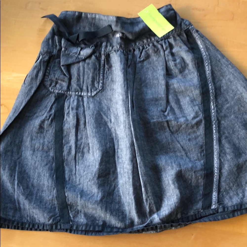 NWT IKKS French girl’s skirt, size 10